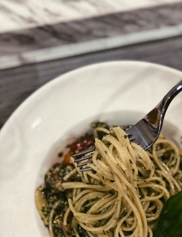 Pasta With Sugar Peas and Asparagus